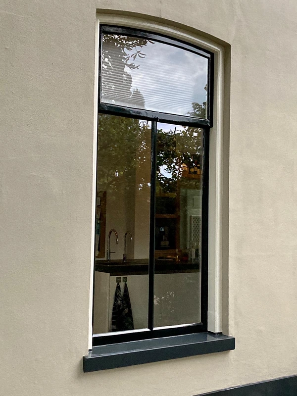 Image 10