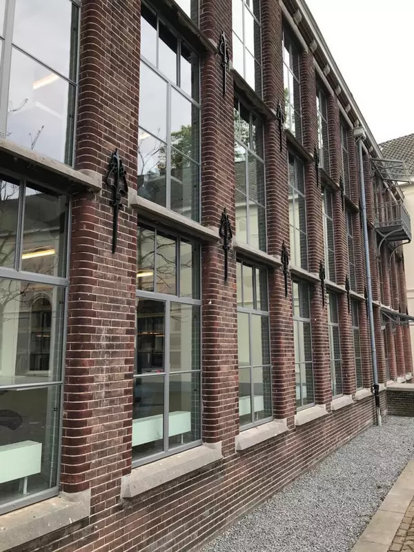 Image 12